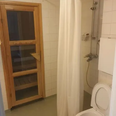 Free Sauna And Laundry, 5min Metro, 15 Center Apartment *